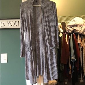 Quarter sleeve long cardigan